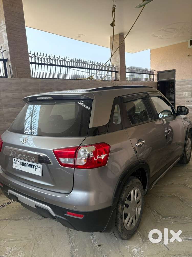 Maruti Vitara Brezza Vdi 2018 (fix Rate) 66000 Km Driven