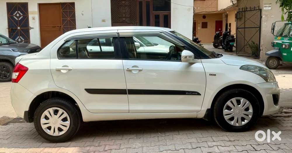 Maruti Suzuki Swift Dzire Vdi Bsiv, 2014, Diesel