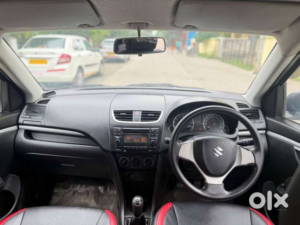 Maruti Suzuki Swift Vxi With Abs, 2015, Petrol