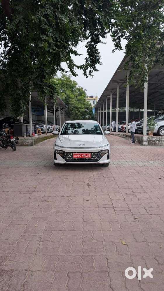 Hyundai Verna Sx (o)1.5 Vtvt [2023 - 2026], 2025, Petrol