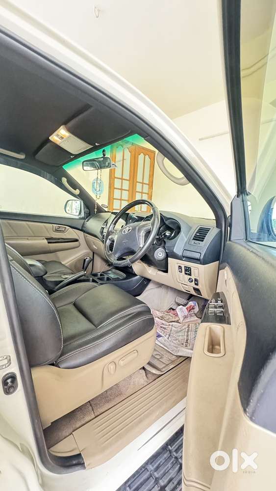 Toyota Fortuner 3.0 4x2 Automatic, 2014, Diesel