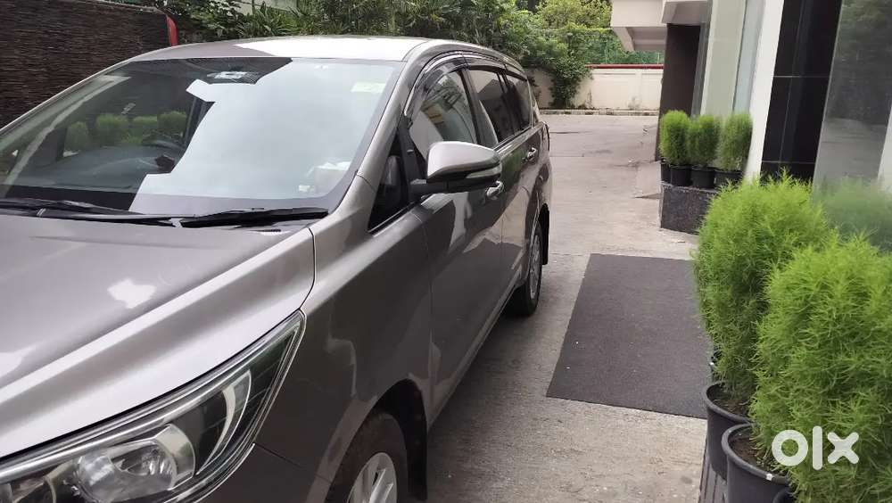 Toyota Innova Crysta 2017