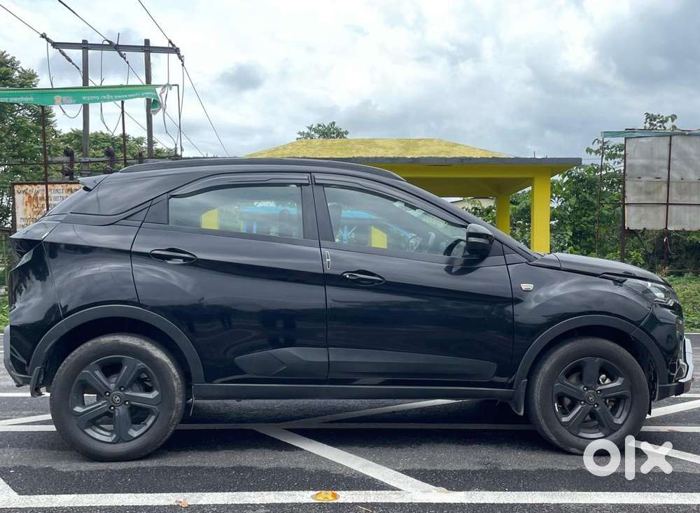 Top-end Tata Nexon Xz+(s) Dark Edition In Pristine Condition
