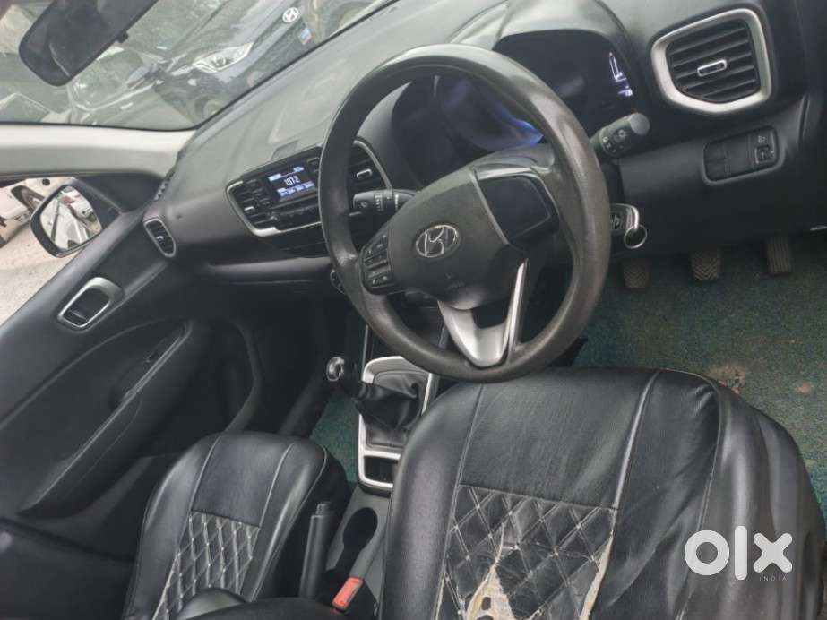 Hyundai Venue S 1.2 Petrol, 2022, Petrol