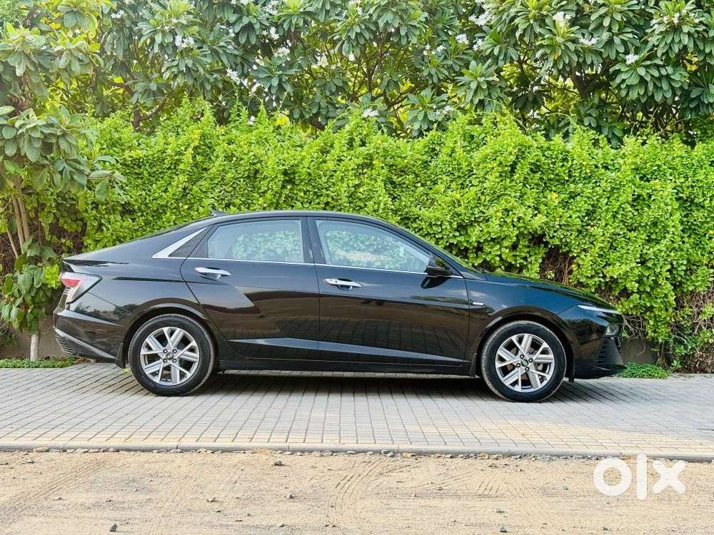 Hyundai Verna 1.5 Sx (o) Petrol Mt, 2023, Petrol