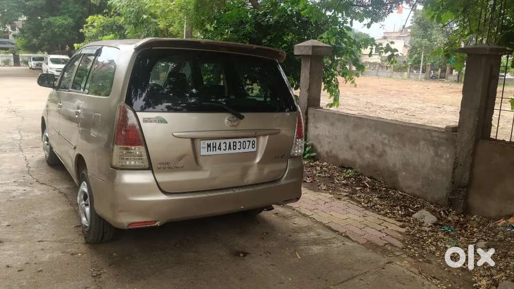 Toyota Innova Diesel 2010 Year