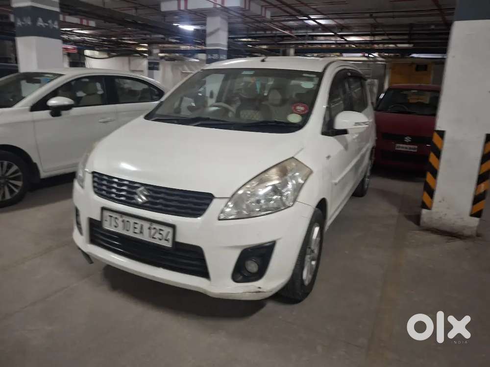 Maruti Suzuki Ertiga 2014 Diesel 198000 Km Driven