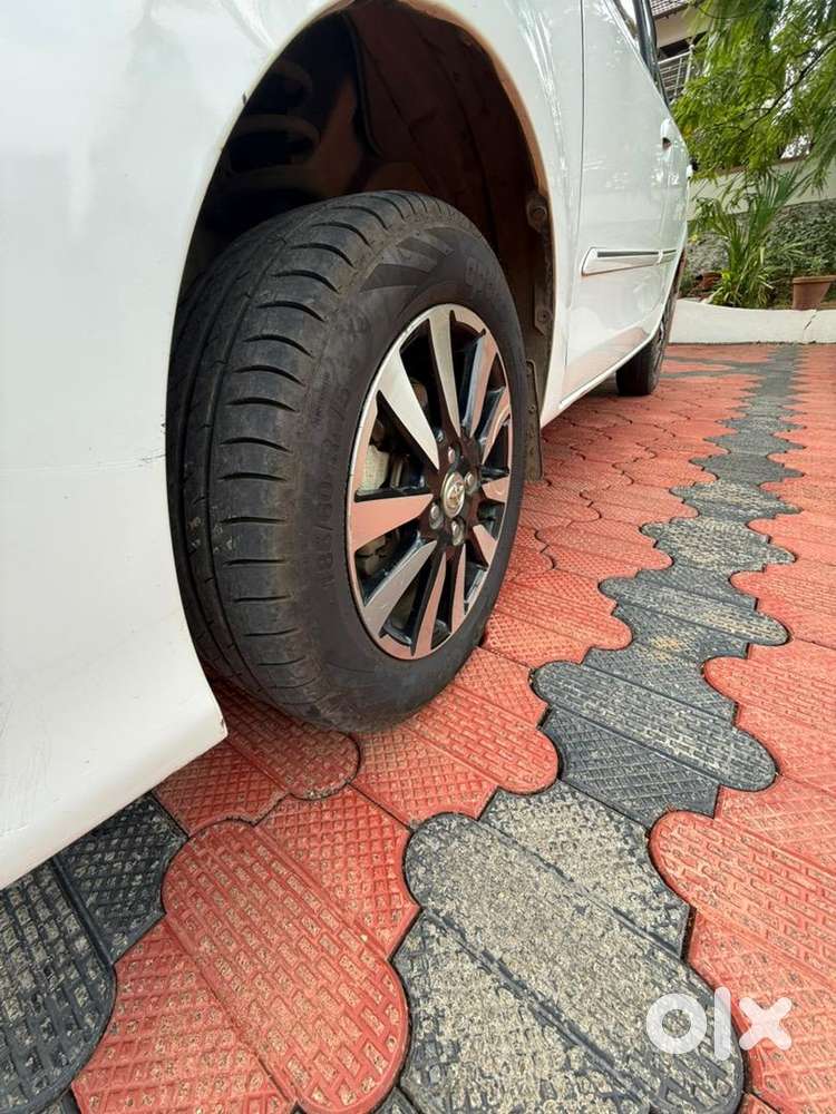 Toyota Etios Liva 2018 Petrol 76000 Km Driven