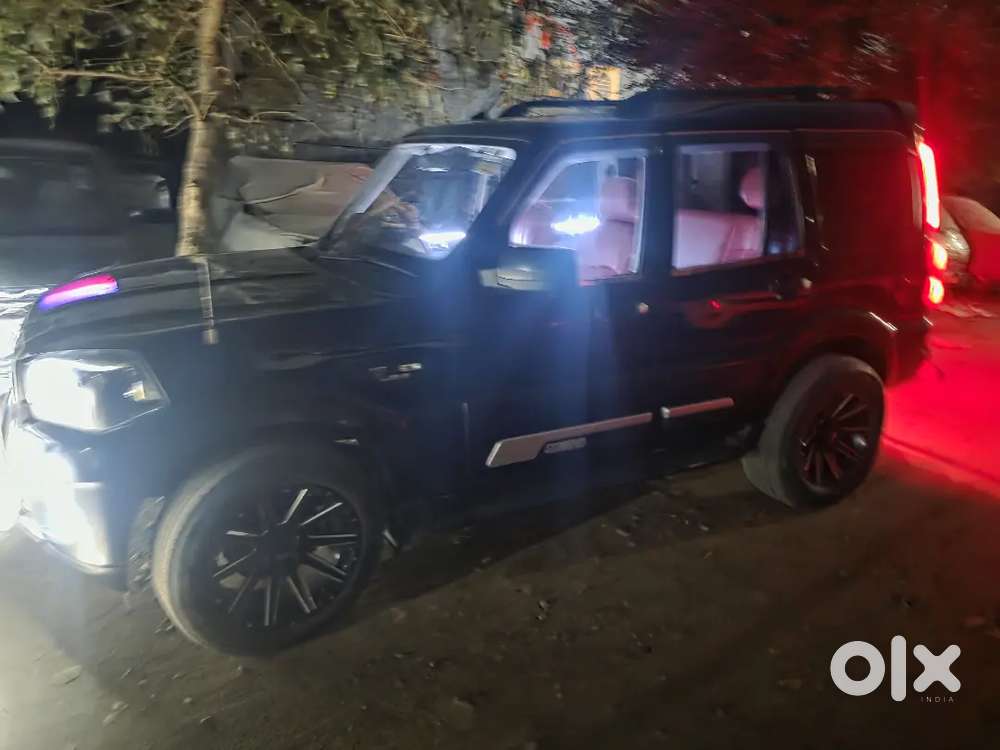 Mahindra Scorpio Classic 24 Diesel 9500 Km Driven