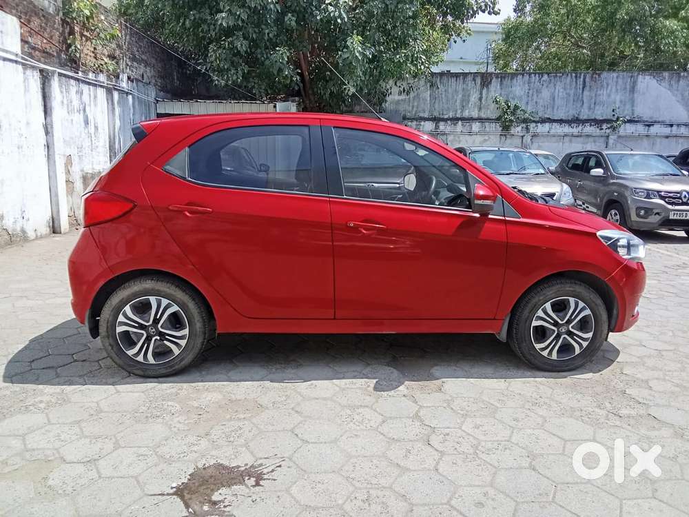 Tata Tiago 1.05 Revotorq Xz, 2018, Petrol