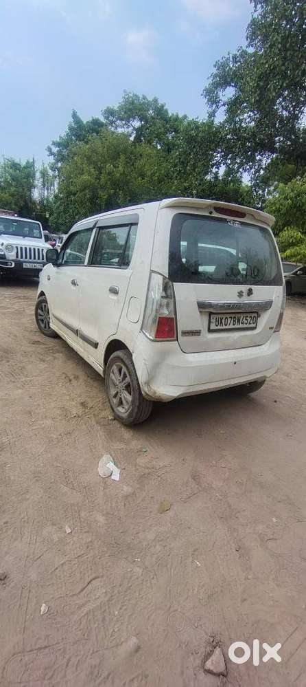 Maruti Suzuki Wagon R Stingray Vxi, 2015, Petrol