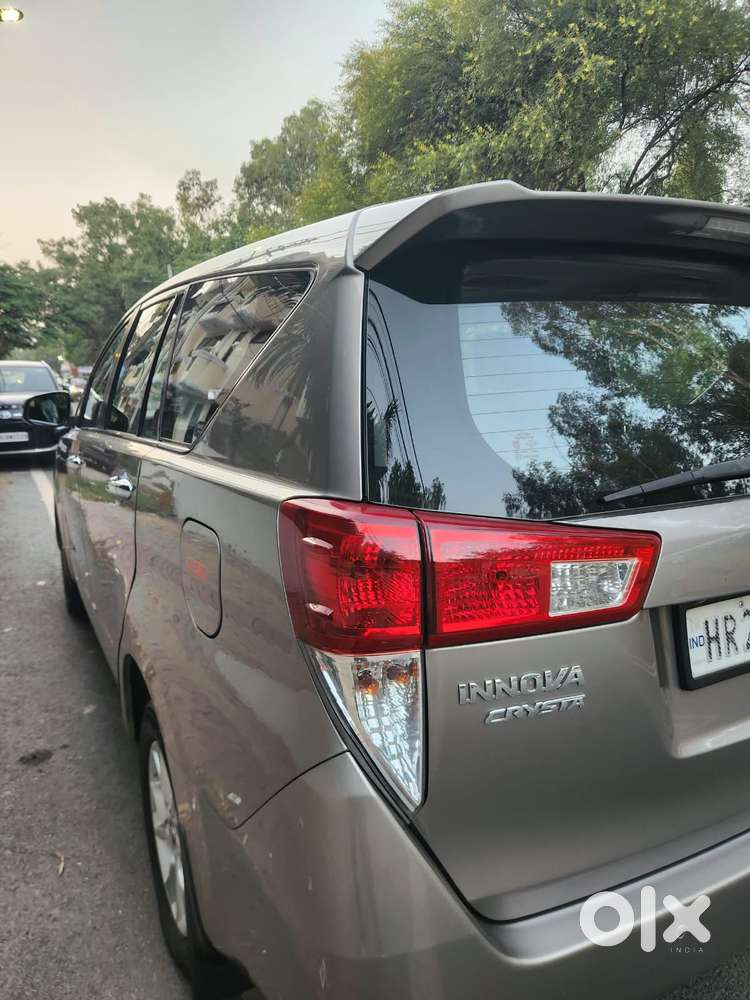 Toyota Innova Crysta 2.4 Vx Mt, 2016, Diesel