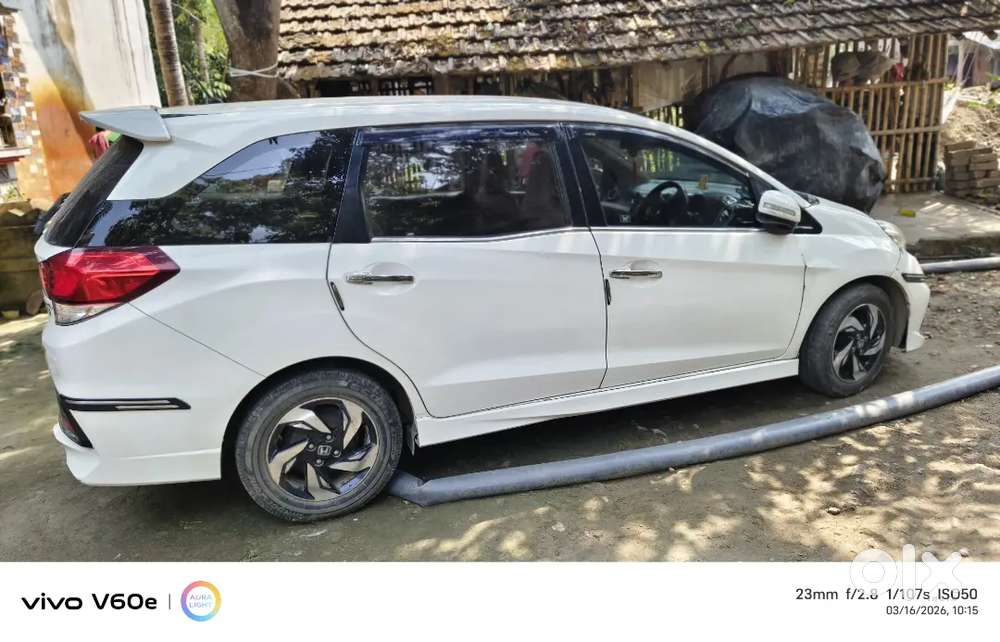 Honda Mobilio 1.5 Rs 2015