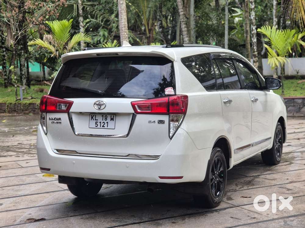 Toyota Innova Crysta 2018 Diesel Manual 2nd Owner