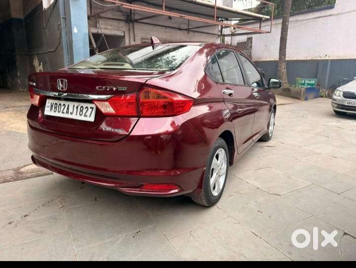 Honda City 2018 Diesel Well Maintained Fresh Paint With Sunroof