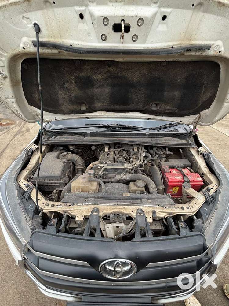 Toyota Innova Crysta 2.4 G Mt 8s, 2017, Diesel
