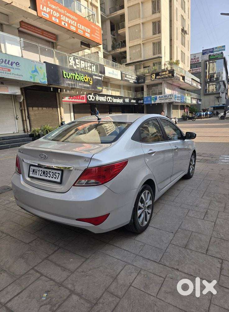Hyundai Verna Fluidic 1.6 Vtvt Sx Opt, 2015, Petrol