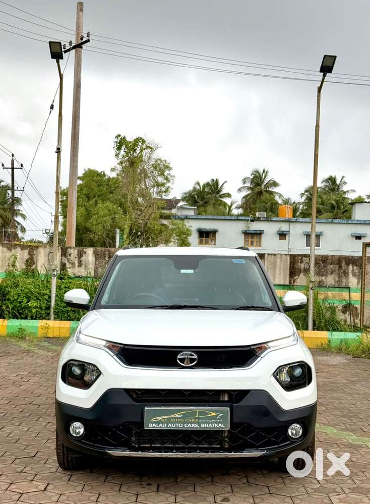 Tata Punch Accomplished Mt Sunroof, 2023, Petrol