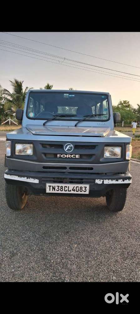 Force Motors Trax Cruiser 12 Str Ac, 2017, Diesel