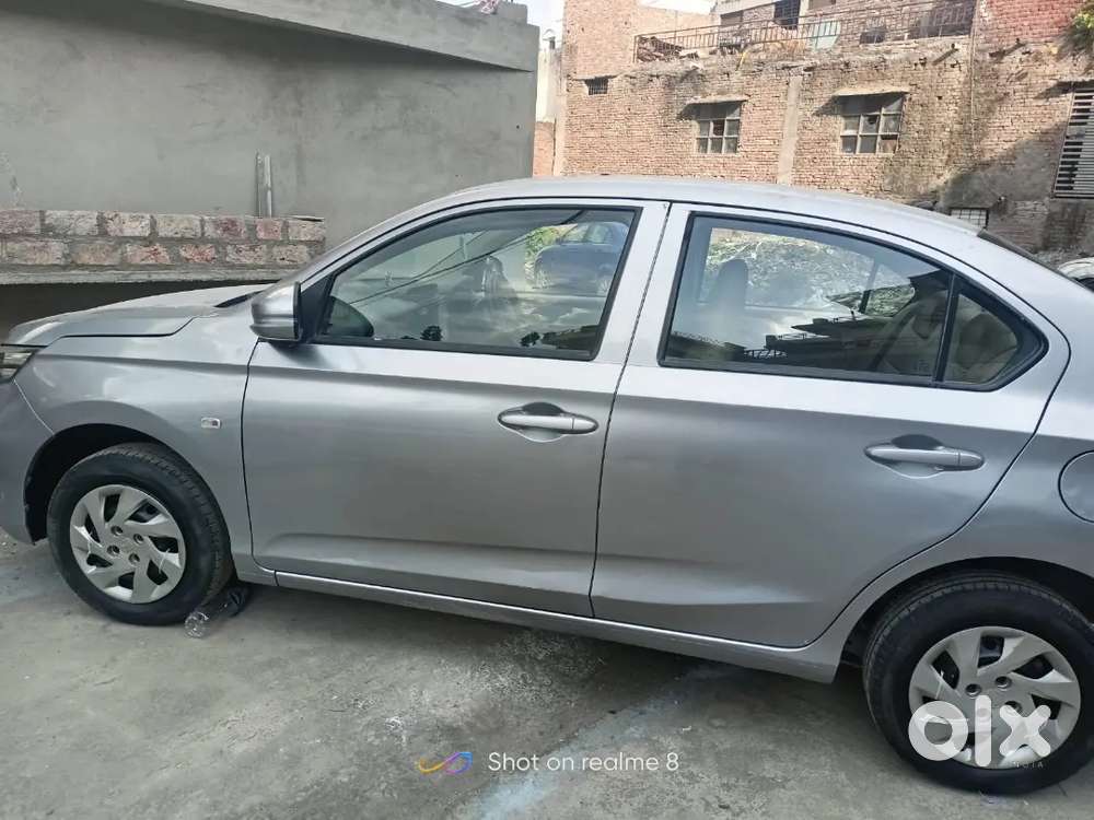 Nov.2018 Model Good Looking Nyc Family Car