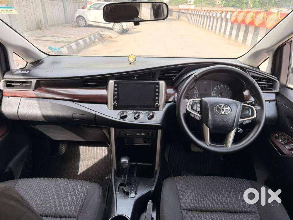 Toyota Innova Crysta 2021 Diesel 60000 Km Driven