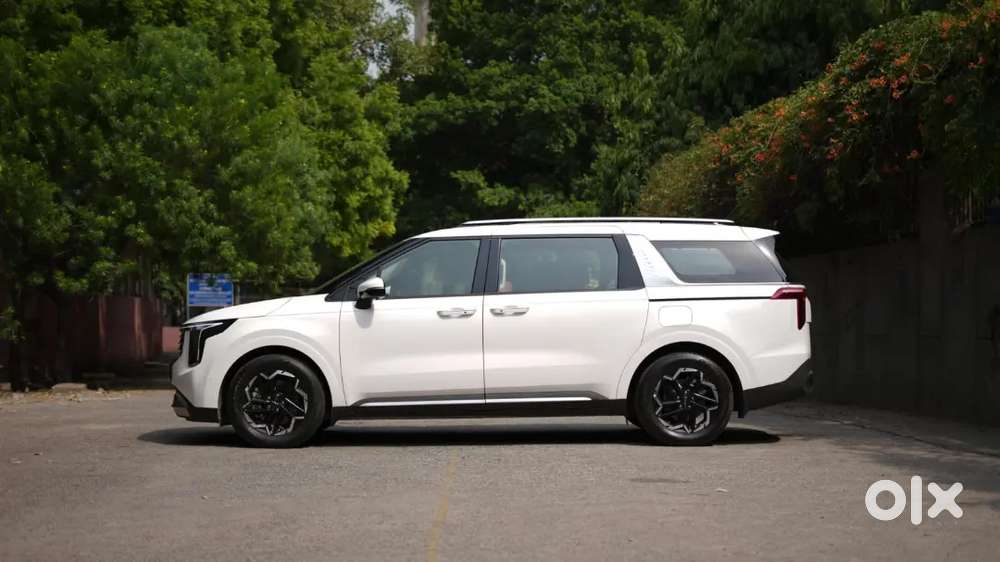 Kia Carnival Limousine 2025
