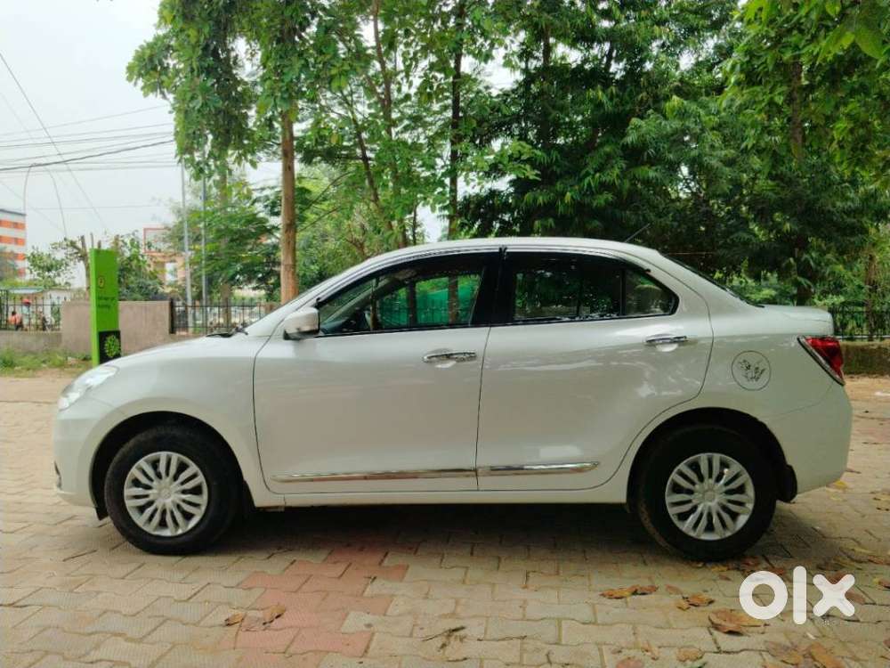 Maruti Suzuki Dzire 1.2 Vxi Amt, 2024, Petrol