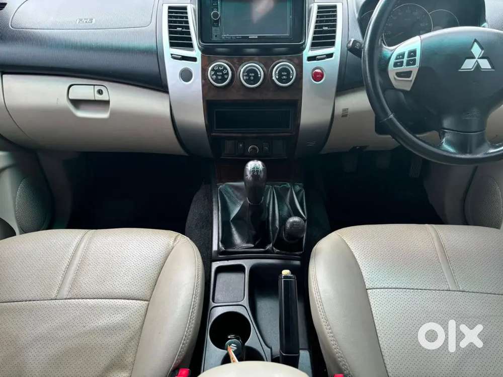 Mitsubishi Pajero Sport 2014 Diesel 100000 Km Driven