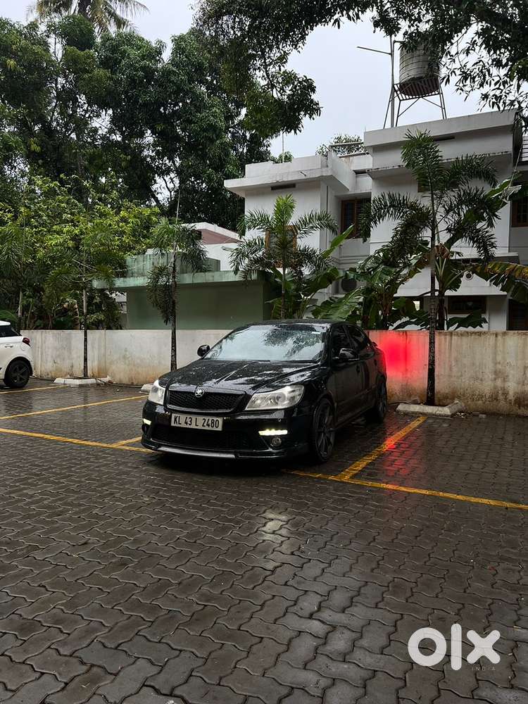 Skoda Laura