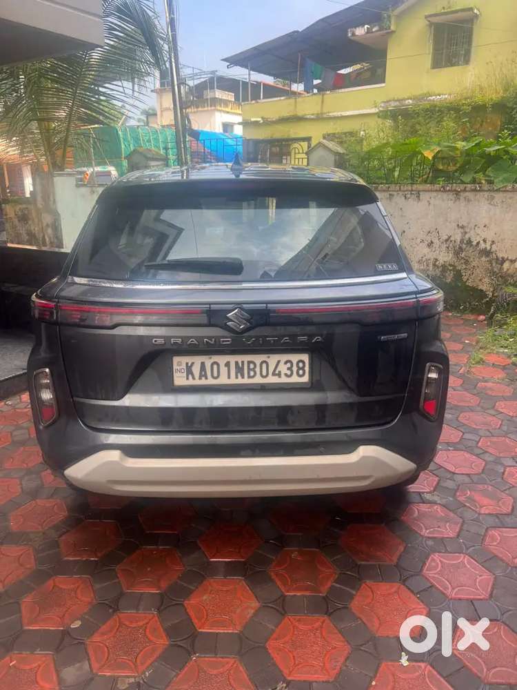 Maruti Suzuki Grand Vitara 2023 Petrol 2nd Owner