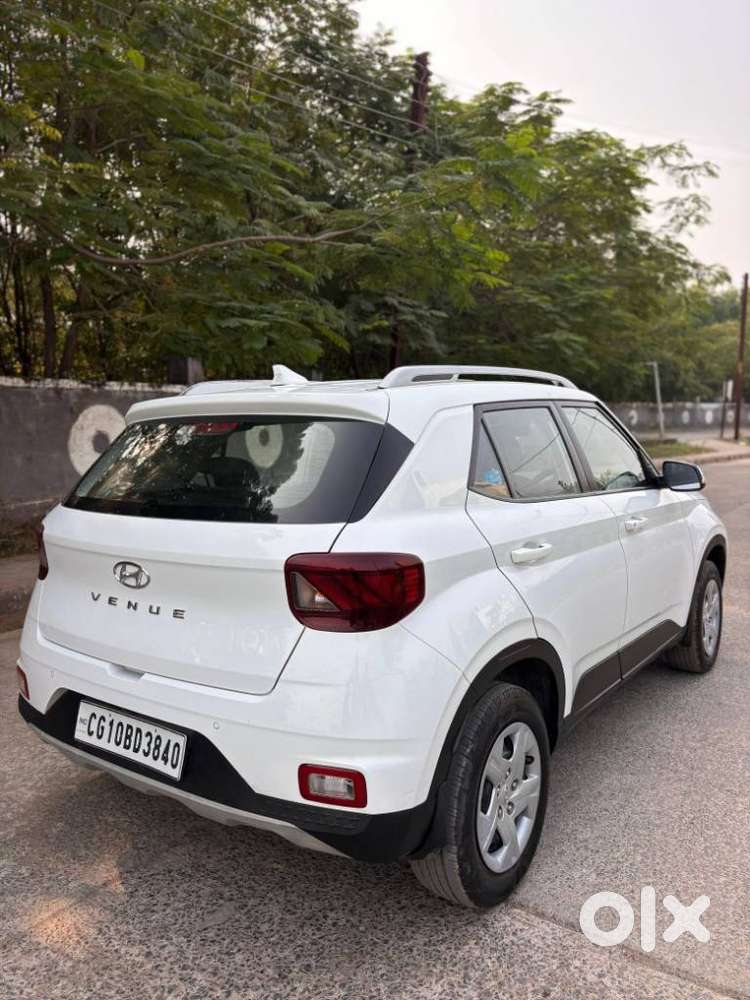 Hyundai Venue S 1.2 Petrol, 2021, Petrol