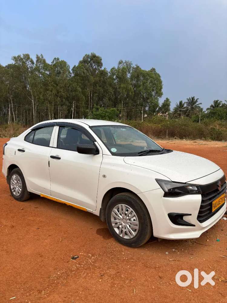 Maruti Suzuki Dzire 2025 Cng & Petrol 37382 Km Driven Serviced Timely
