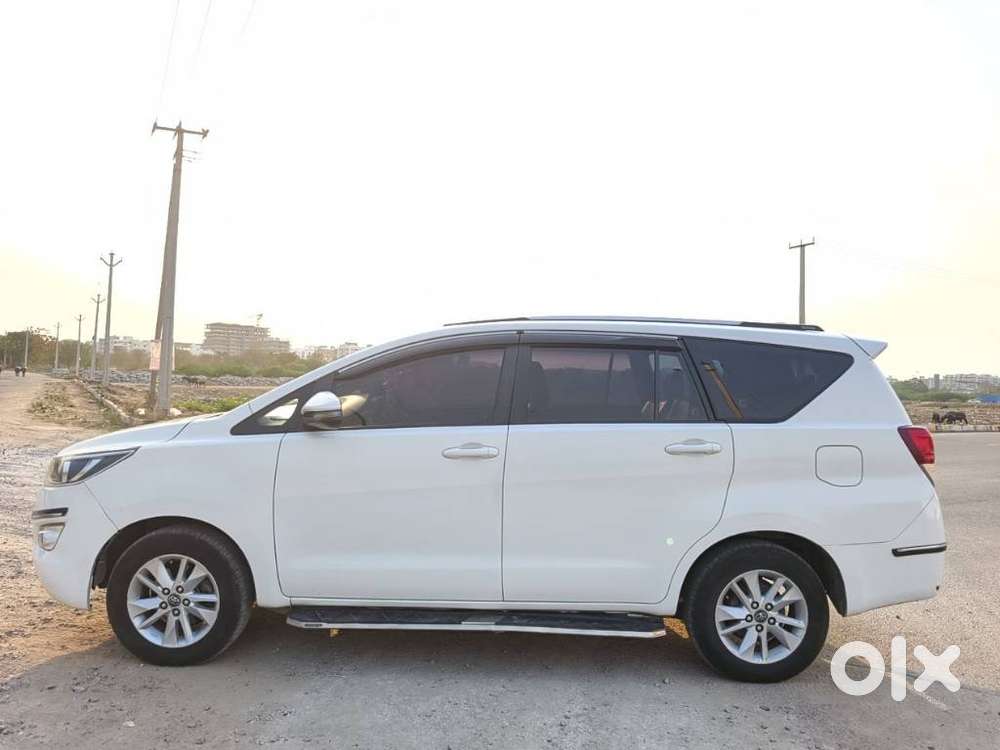 Toyota Innova Crysta 2.4 G Mt 8s, 2018, Diesel