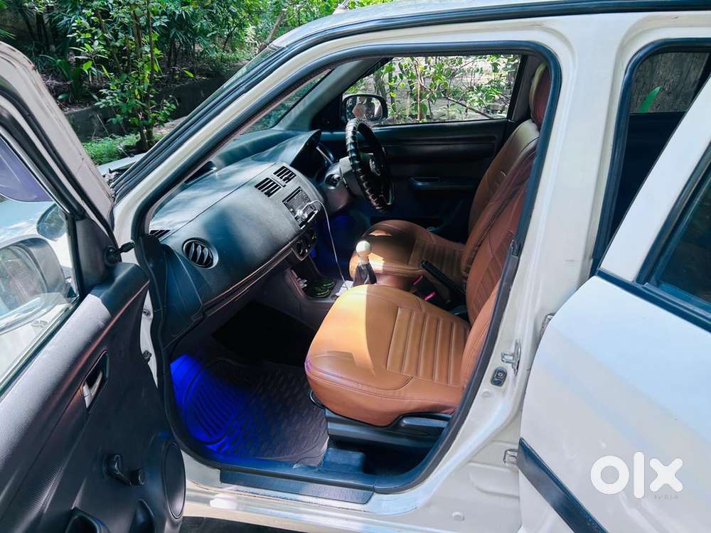 Maruti Suzuki Swift Dzire 2013