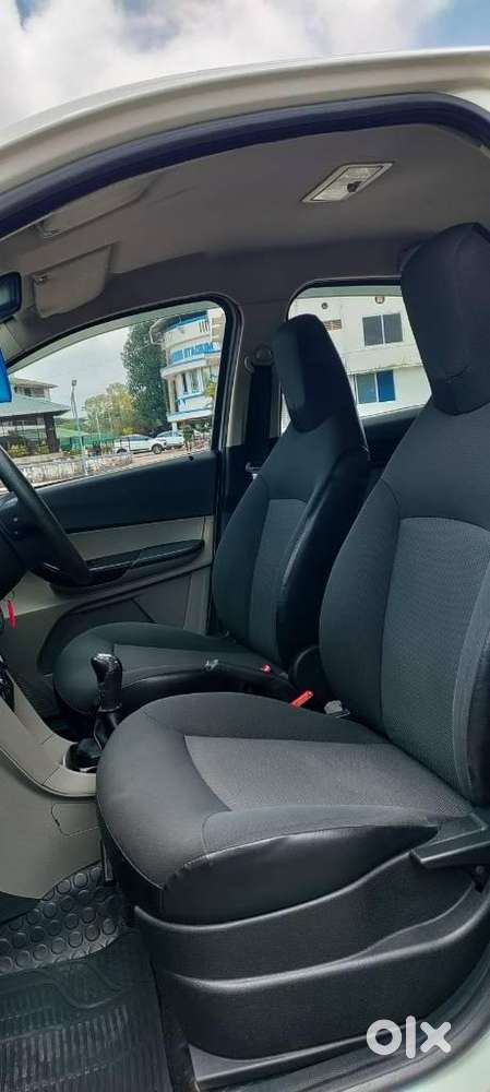 Tata Tiago 1.2 Revotron Xt (o), 2018, Petrol