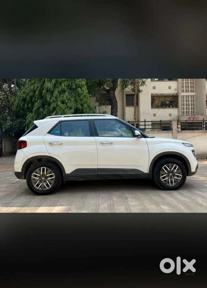 Hyundai Venue 2022 Diesel 29000 Km Driven