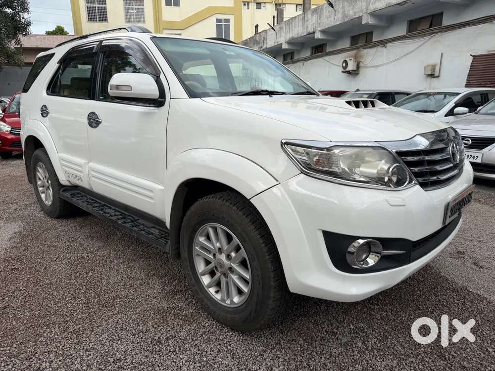 Toyota Fortuner, 2014, Diesel