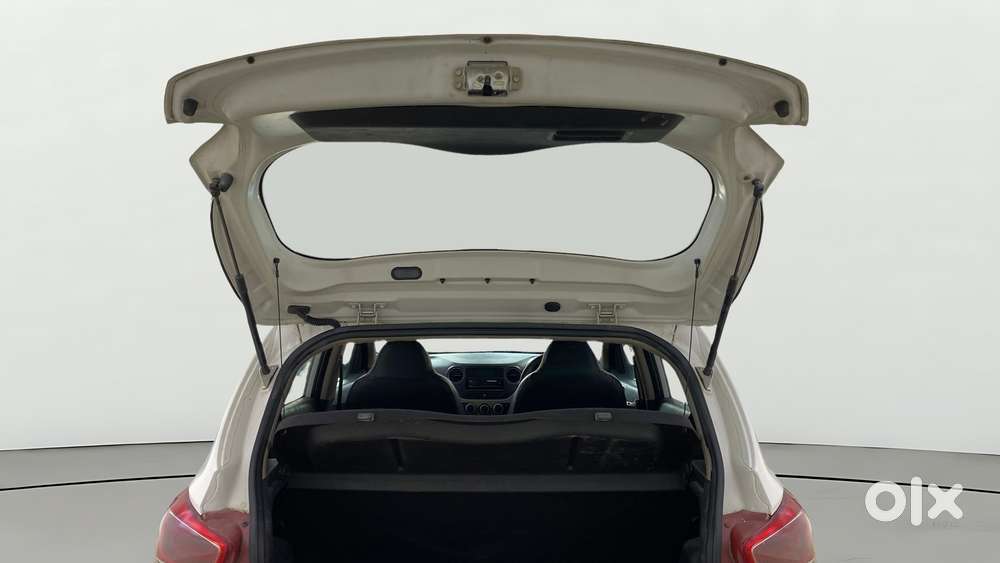 Hyundai Grand I10 2016-2017 Magna At, 2016, Petrol