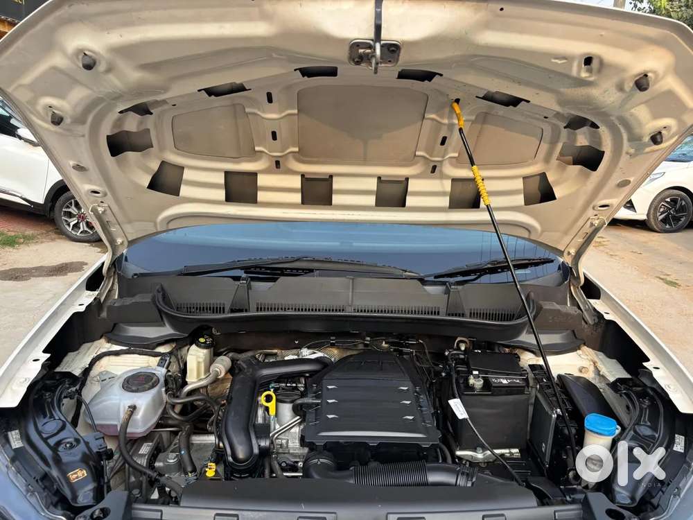 Volkswagen Taigun, 2024, Petrol