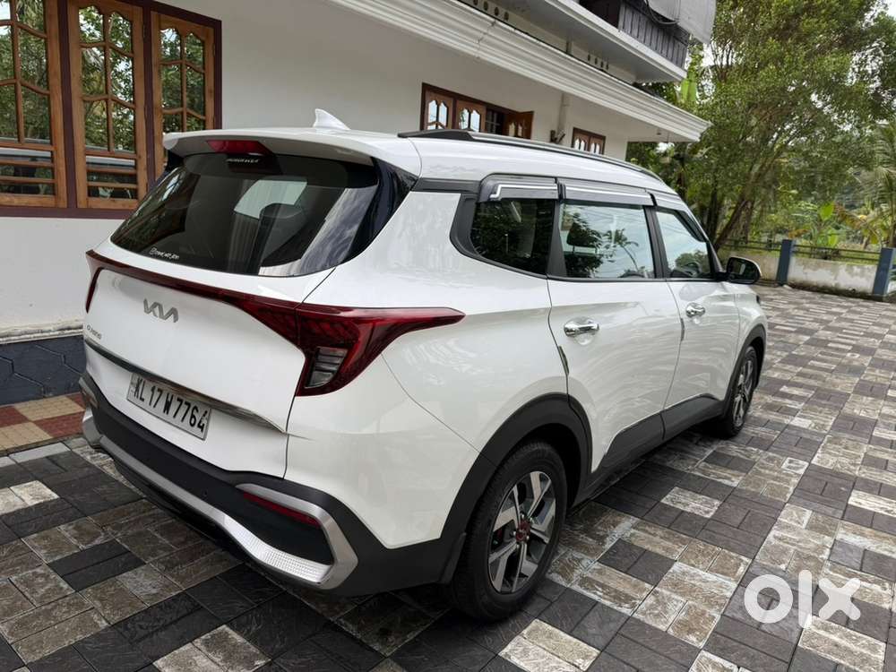 Kia Carens Prestige Diesel (7 Seater) 2022
