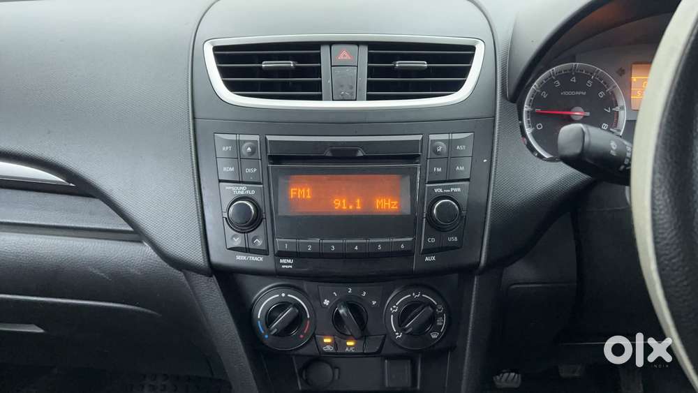 Maruti Suzuki Swift Vvt Vxi, 2015, Petrol