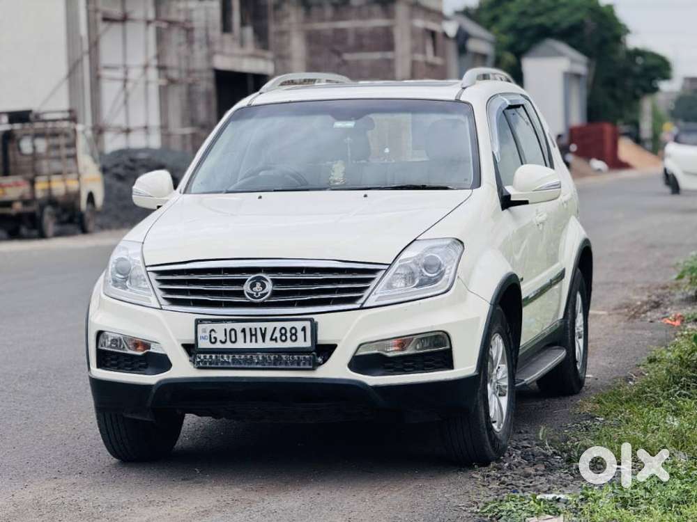 Mahindra Ssangyong Rexton Rx6, 2015, Diesel