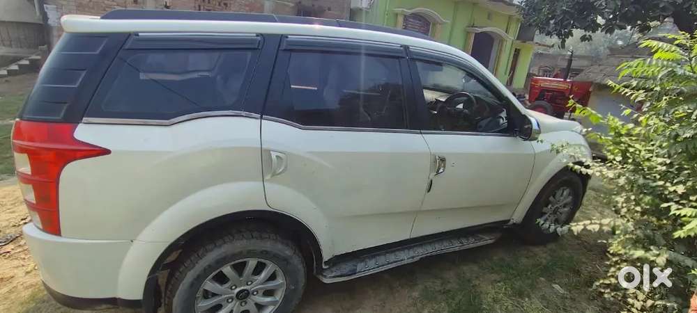 Mahindra Xuv500 2016 Diesel 130000 Km Driven