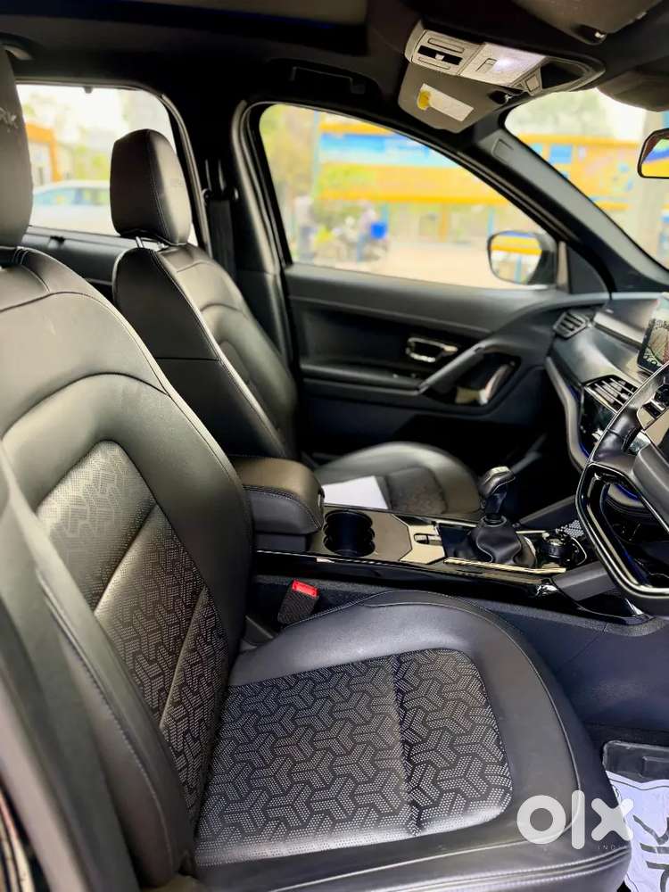 Tata Harrier Adventure Plus 2024 Dark Edition