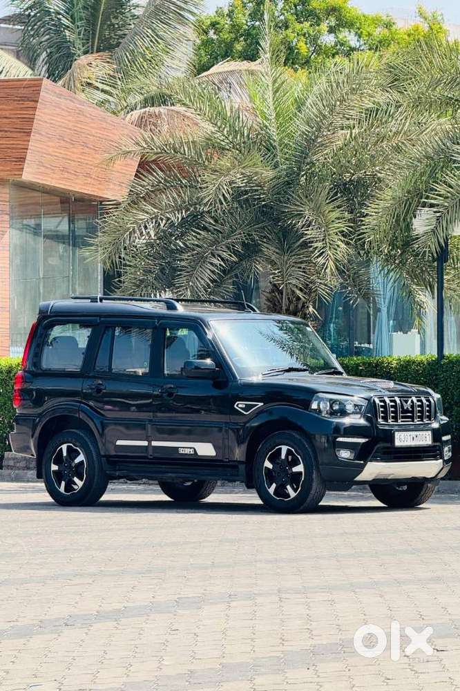 Mahindra Scorpio Classic 2.2 S 11 Mt 7 Str, 2023, Diesel