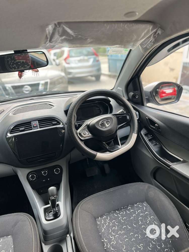 Tata Tiago 1.2 Soccer Edition Amt, 2023, Petrol
