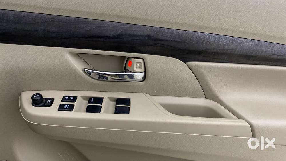 Maruti Suzuki Ertiga 2018-2022 1.4 Zxi Plus Shvs, 2022, Petrol