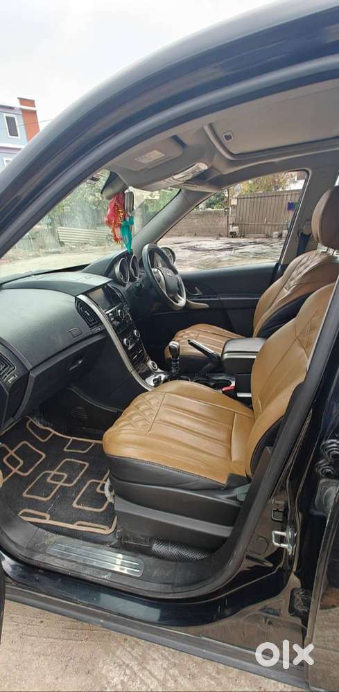 Mahindra Xuv500 W9 Fwd 2020