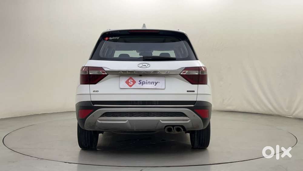 Hyundai Alcazar 2.0 Signature (o) Petrol At 6 Str, 2022, Petrol