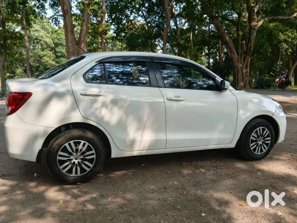 Maruti Suzuki Dzire 2021 Petrol 90000 Km Driven
